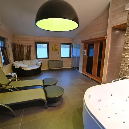 Fond Des Vaulx Holiday home *